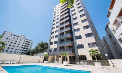 Ótimo apto com 3/4 com 01 suíte, 1 banheiro social,sala de estar e jantar, 2 vagas de garagem, 2 elevadores, dependência de empregada com 1 banheiro,