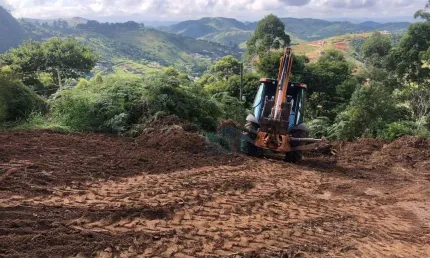 Terreno em condomínio fechado à venda na Rua Prefeito Luiz Penna, 91, Aeroporto, Juiz de Fora