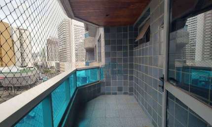 Apartamento 5 quartos 3 suítes á venda com hidromassagem - Centro
