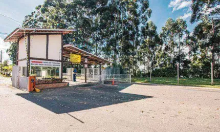 Casa com 2 quartos para alugar- Condomínio Neo Residencial