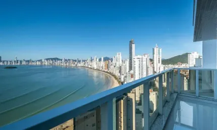 Apartamento com 3 quartos à venda na Rua Julieta Lins, 82, Pioneiros, Balneário Camboriú por R$ 8.400.000