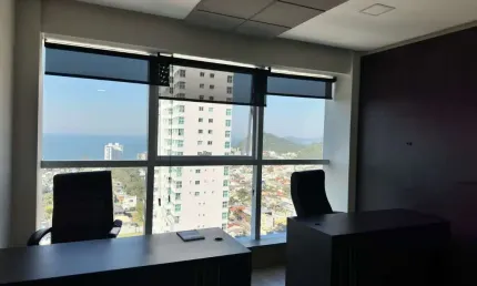 Sala comercial para alugar na Avenida Osvaldo Reis, 3385, Praia Brava, Itajaí por R$ 8.500
