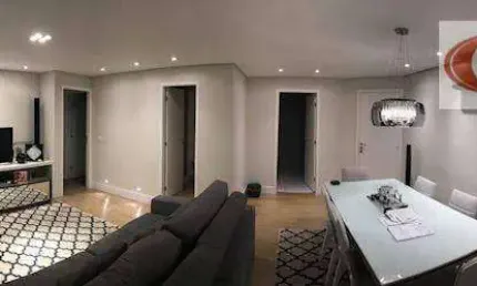 Apartamento com 3 dormitórios à venda, 110 m² por R$ 985.800