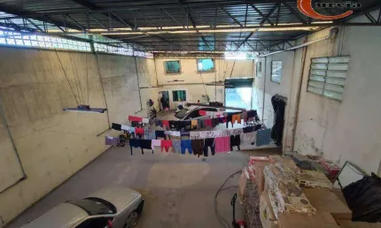 Galpão para alugar, 300 m² por R$ 8.000,00/mês - Cidade Vargas - São Paulo/SP