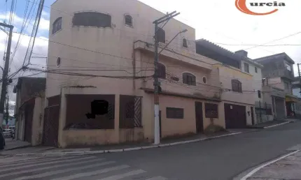 Terreno com 3 casas separadas com o total de 8 dormitórios e 2 vagas de garagem à venda, 301 m² por R$ 742.000 - Jardim Santo Antônio - São Paulo/SP