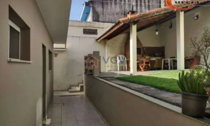 Casa com 3 dormitórios à venda, 179 m² por R$ 1.300.000,00 - Cidade Vargas - São Paulo/SP