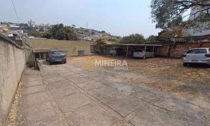 Casa com 3 Quartos e 3 banheiros à Venda, 120 m² por R$ 1.100.000 Havaí - Belo Horizonte