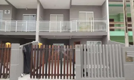 Casa com 3 quartos à venda na Rua Tomazina, 930, Centro, Guaratuba