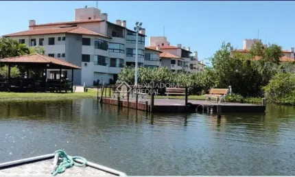 Apartamento com 2 quartos à venda na Luiz Boateux Piazza, 5933, Ponta das Canas, Florianópolis, 83 m2 por R$ 939.000