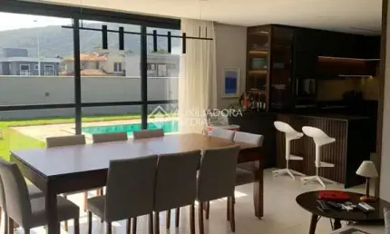 Casa em condomínio fechado com 4 quartos à venda na Avenida Red Park, 980, São João do Rio Vermelho, Florianópolis, 275 m2 por R$ 2.385.000