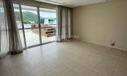Cobertura com 4 quartos à venda na Avenida dos Dourados, 1270, Jurerê Internacional, Florianópolis, 198 m2 por R$ 2.700.000