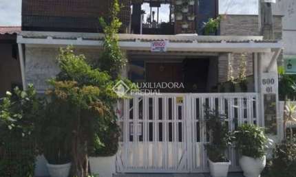 Casa com 2 quartos à venda na Servidão Professora Dinalva Alves Cardoso, 500, São João do Rio Vermelho, Florianópolis, 100 m2 por R$ 350.000