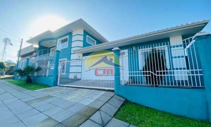 Casa com 4 quartos à venda no Centro, Nova Santa Rita  por R$ 990.000