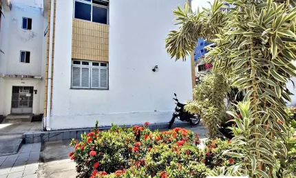 Oportunidade em Lagoa Nova ! Três quartos, sendo uma suíte ! Localização privilegiada !