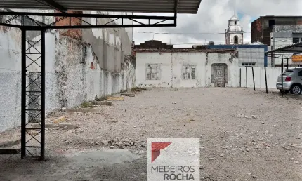 Terreno à Venda no Centro de Natal – Localização Estratégica na Cidade Alta