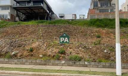 Terreno à venda no Centreville, Poços de Caldas  por R$ 420.000