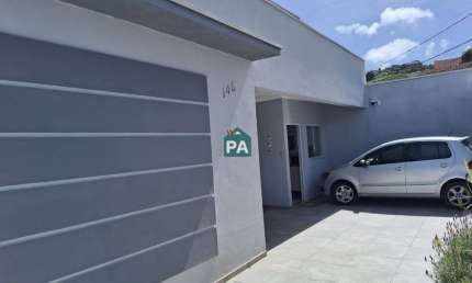 Casa com 3 quartos à venda no Jardim Cascatinha, Poços de Caldas  por R$ 750.000