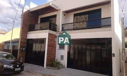 Casa com 4 quartos à venda no Centro, Poços de Caldas  por R$ 1.350.000