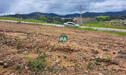 Terreno à venda no Morada dos Pássaros, Poços de Caldas  por R$ 125.000