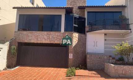 Casa com 3 quartos à venda no Jardim Elvira Dias, Poços de Caldas  por R$ 1.300.000