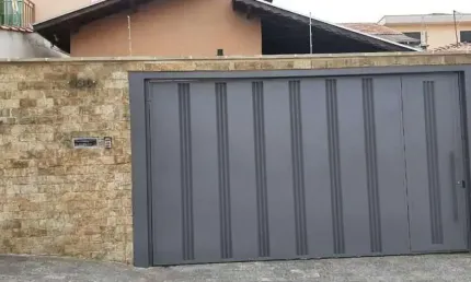 Casa com 2 quartos à venda no Jardim Itamaraty V, Poços de Caldas  por R$ 360.000