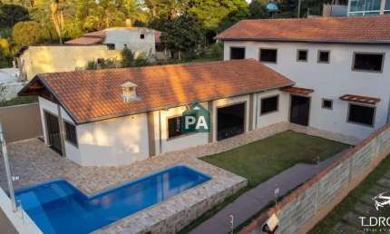 Chácara / sítio com 4 quartos à venda no Morada dos Pássaros, Poços de Caldas  por R$ 650.000