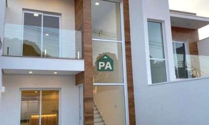 Casa com 3 quartos à venda no Jardim das Acácias, Poços de Caldas  por R$ 690.000