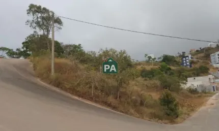 Terreno à venda no Jardim Bandeirantes, Poços de Caldas  por R$ 190.000