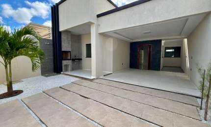 Casa com 3 quartos à venda na Rua Comendador Pedro Alelaf, 4455, Dirceu Arcoverde, Parnaíba