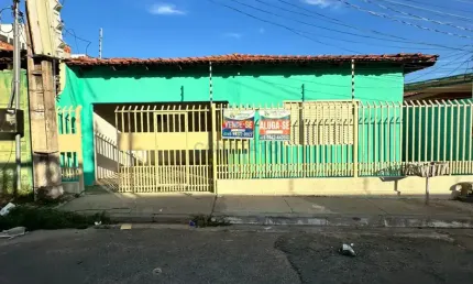 Casa com 3 quartos para alugar no Jardim Imperial, Cuiabá 