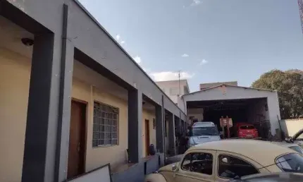 Casa com 3 quartos à venda na Rua Rui Barbosa, Centro, Salto