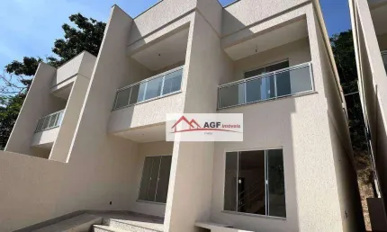 Casa com 3 dormitórios à venda, 135 m² por R$ 650.000,00 - Serra Grande - Niterói/RJ
