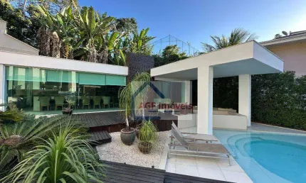 Casa com 4 suítes à venda, 650 m² por R$ 6.900.000 - Pendotiba - Niterói/RJ