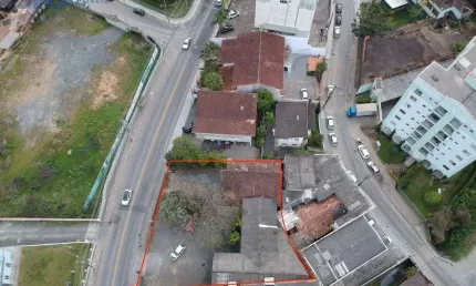 Terreno à venda, 905 m² por R$ 2.500.000,00 - Bom Retiro - Blumenau/SC