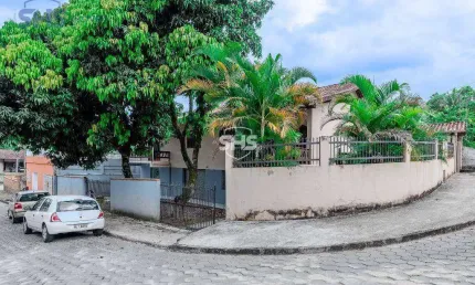 Casa com 3 dormitórios à venda, 200 m² por R$ 800.000,00 - Itoupavazinha - Blumenau/SC