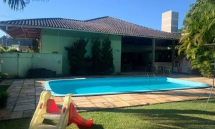 Casa com 3 dormitórios à venda, 285 m² por R$ 980.000,00 - Garcia - Blumenau/SC
