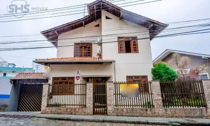 Casa com 3 dormitórios à venda, 482 m² por R$ 1.500.000,00 - Petrópolis - Blumenau/SC
