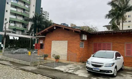 Terreno à venda, 965 m² por R$ 895.000,00 - Vila Nova - Blumenau/SC