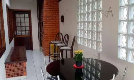Casa com 3 dormitórios para alugar com 241 m² - Velha - Blumenau/SC