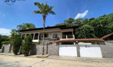Belissima casa no bairro Velha, próx Vila Germanica