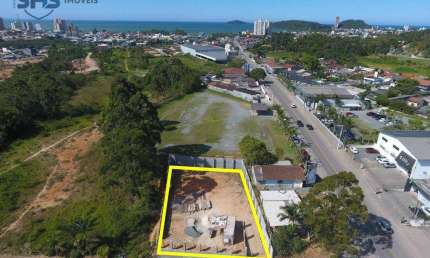Terreno à venda, 816 m² por R$ 1.850.000,00 - Nossa Senhora da Paz - Balneário Piçarras/SC