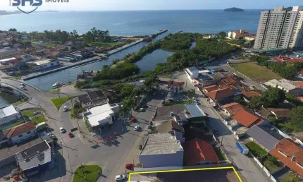 Terreno à venda, 610 m² por R$ 2.850.000,00 - Nossa Senhora de Fatima - Penha/SC