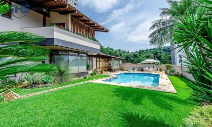 Casa com 4 suites à venda, 690 m² por R$ 4.900.000 - Vila Nova - Blumenau/SC