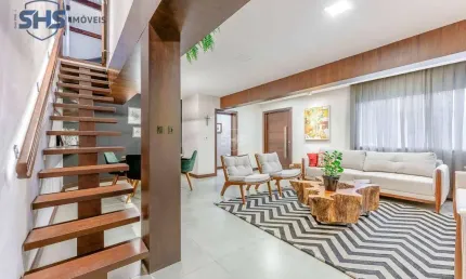 Casa com 2 suítes à venda, 412 m² por R$ 1.700.000 - Garcia - Blumenau/SC