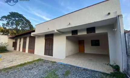 Casa com 4 dormitórios à venda, 160 m² por R$ 900.000,00 - Garcia - Blumenau/SC