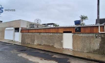 Casa com 5 dormitórios à venda, 280 m² por R$ 950.000,00 - Praia de Armação do Itapocorói - Penha/SC