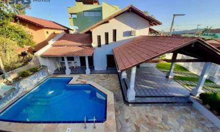 Casa com 5 dormitórios à venda, 250 m² por R$ 1.800.000,00 - Armação - Penha/SC