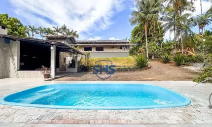Casa com 3 dormitórios à venda, 273 m² por R$ 1.690.000,00 - Badenfurt - Blumenau/SC