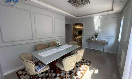 Casa com 4 dormitórios para alugar com 380 m² - Salto Weissbach - Blumenau/SC