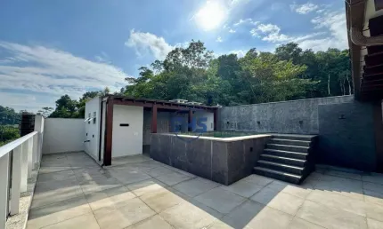 Apartamento com 2 dormitórios à venda, 216 m² por R$ 990.000,00 - Vila Nova - Blumenau/SC